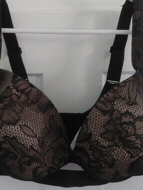 Cacique Black Lace Underwire Bra with Sheer Floral Overlay Sx 40D